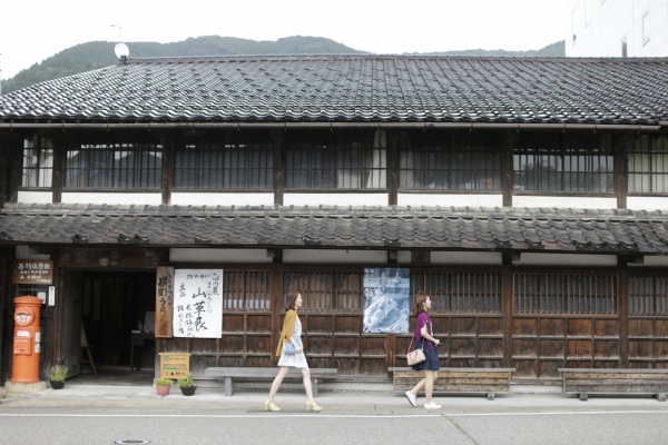 鶴来まち歩き 横町うらら館